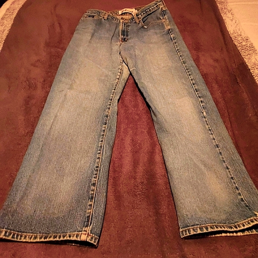 Express Blues women's jeans.